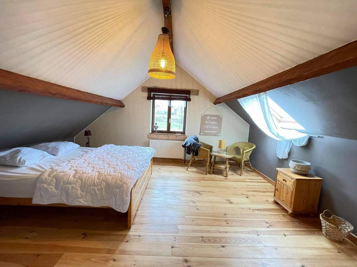 Lesse En Ciel Vous Accueille Avec Plaisir . Houyet Exterior foto